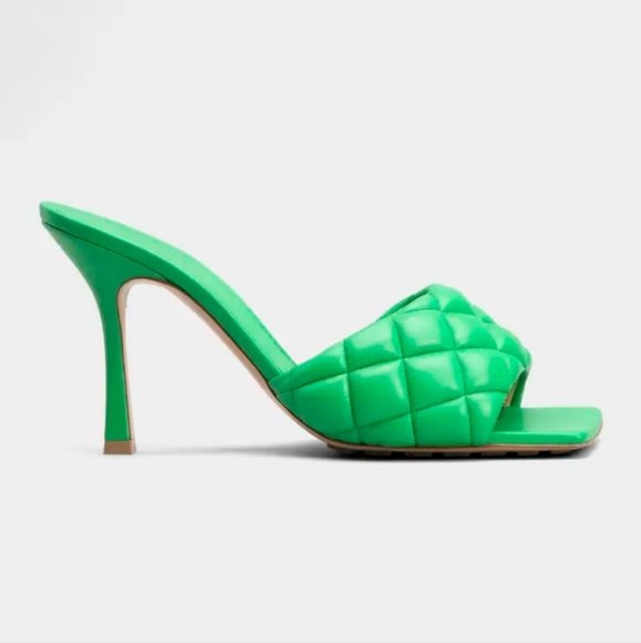 Bottega Veneta Shoes - $1200 NWT Bottega Veneta Matelasse Padded Quilted Leather Mule Sandals Heels 37